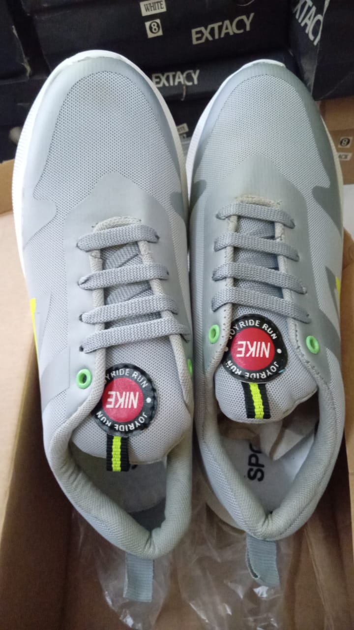 Shoes_8_Grey_1